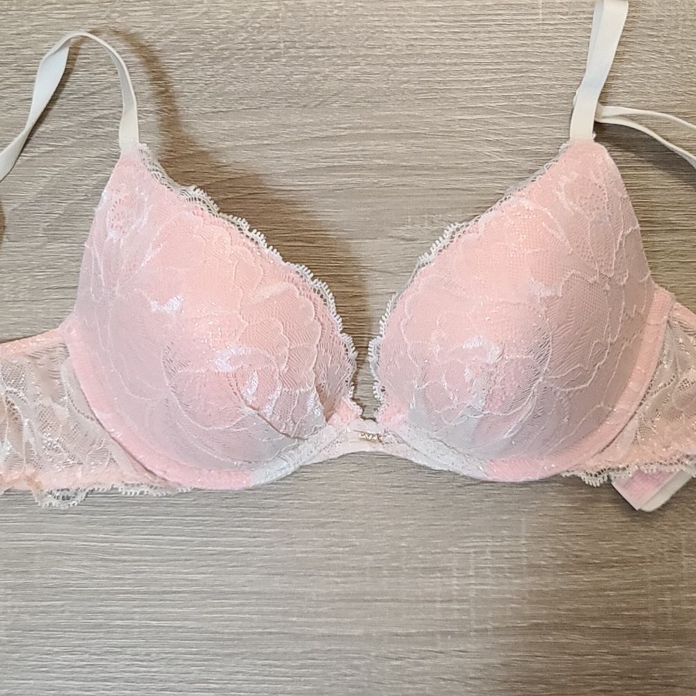 Victoria's Secret Padded Push-Up Bra 34B